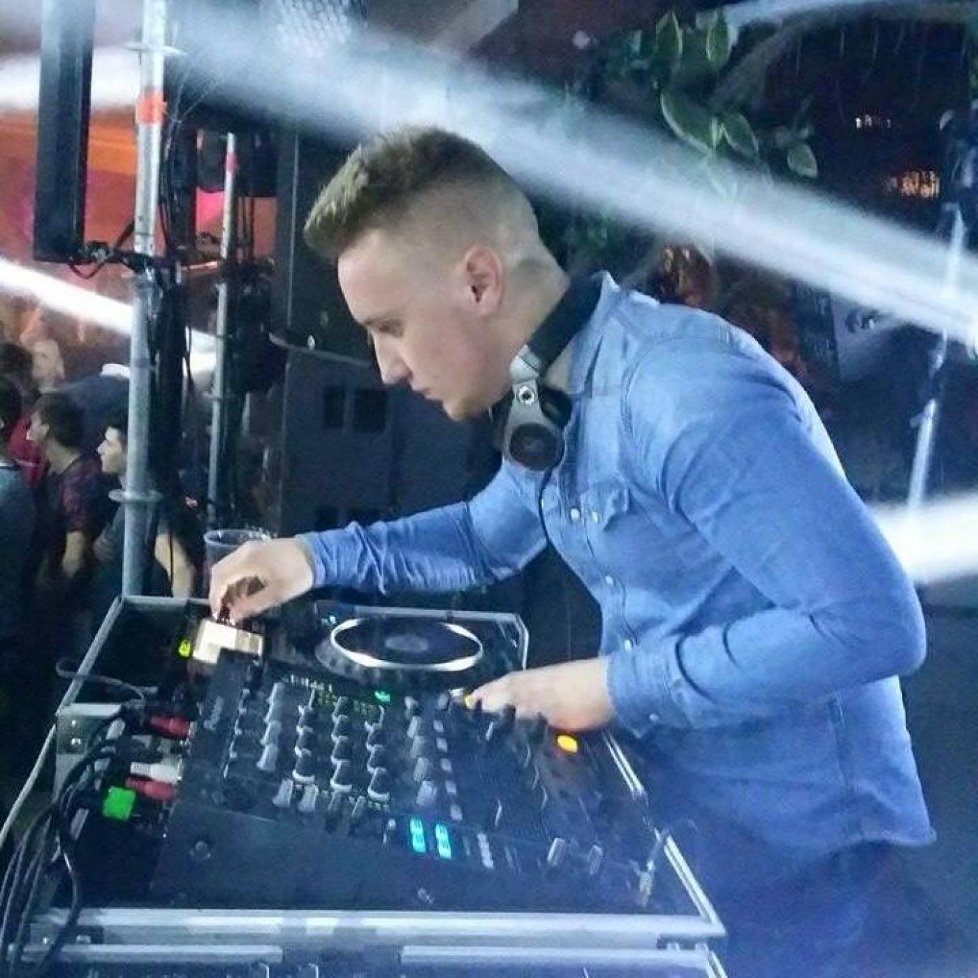 Dj Maxx
