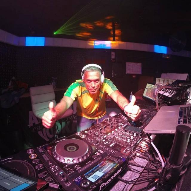 HORIZON FEVER LIVE MIX - CROONER