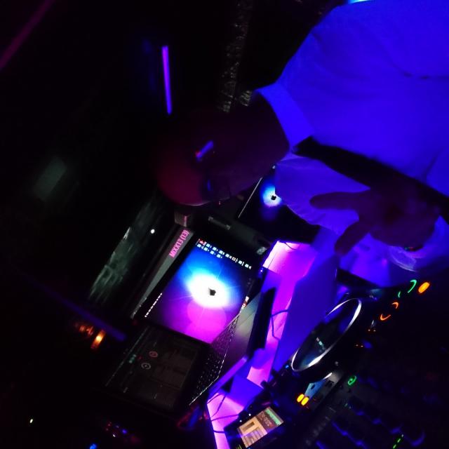 Dj Kriss Darry  Podcast Deephouse , Club, Latino & Mashup
