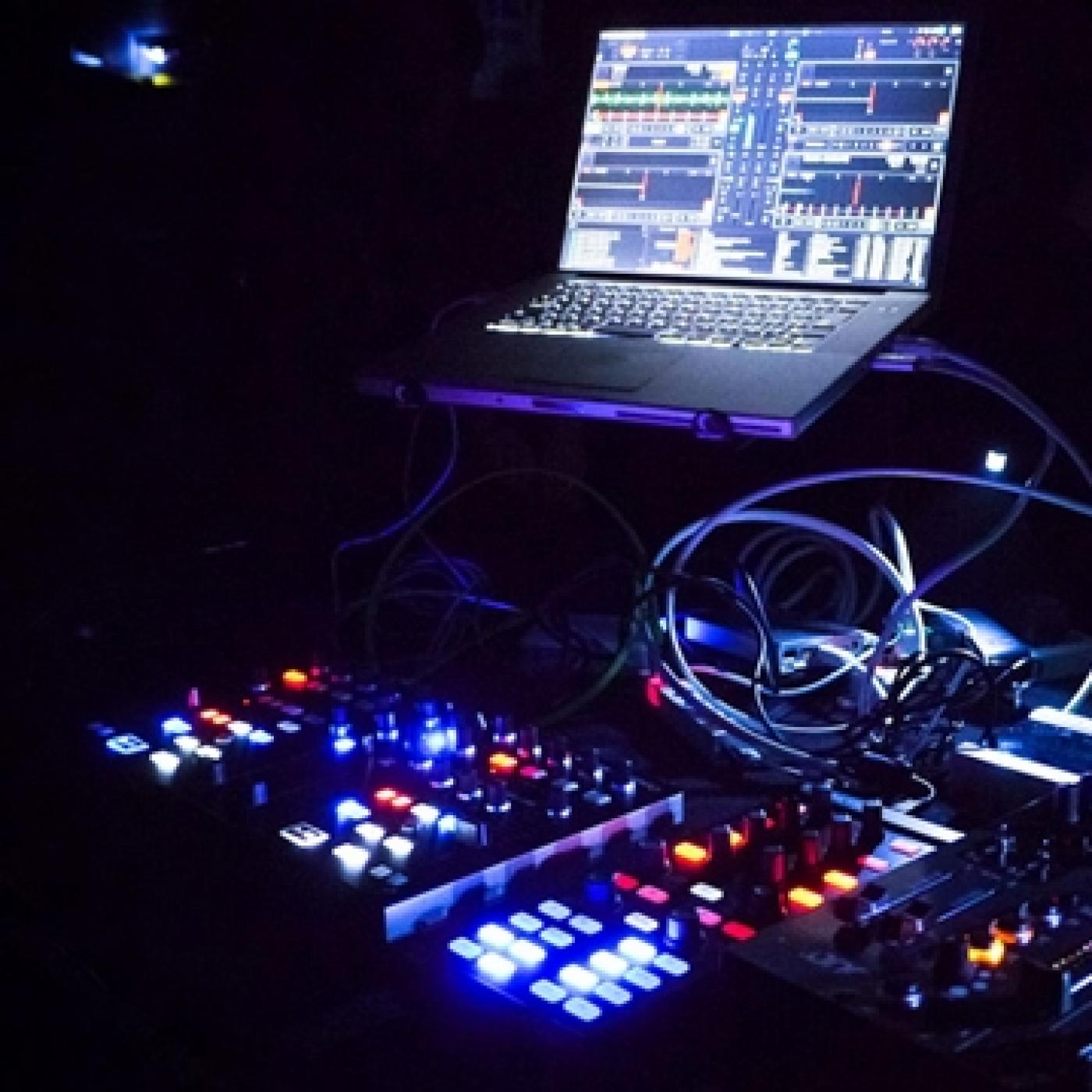 SB-DJ : Nouveautés Mixs et Remixs (Versions Previews)