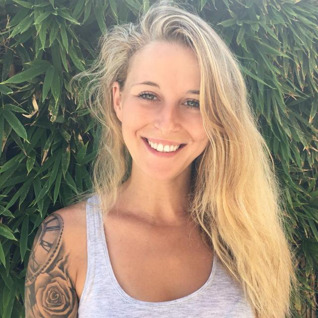 Podcast avec Anna Adella La vie est tellement Belle par Michel Ribes.