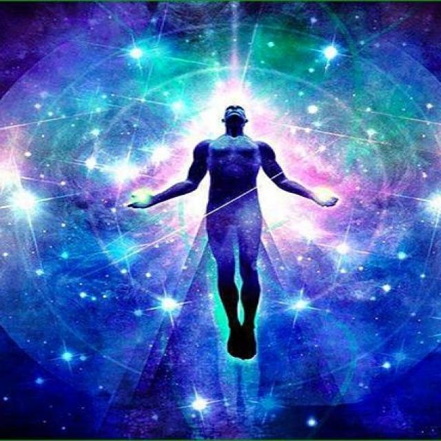 Michel Ribes Ce soir Parlons un peu de l'ascension en 5D.