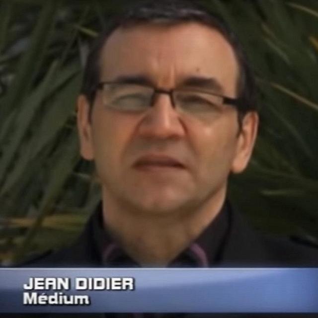 Podcast du Médium Jean-Didier au château de martinvast le 29 avr 2013