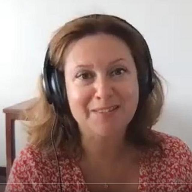 Sylvie Ptitsa présente Maîtriser son hypersensibilité, développer sa médiumnité , avec Chrystèle Pitzalis