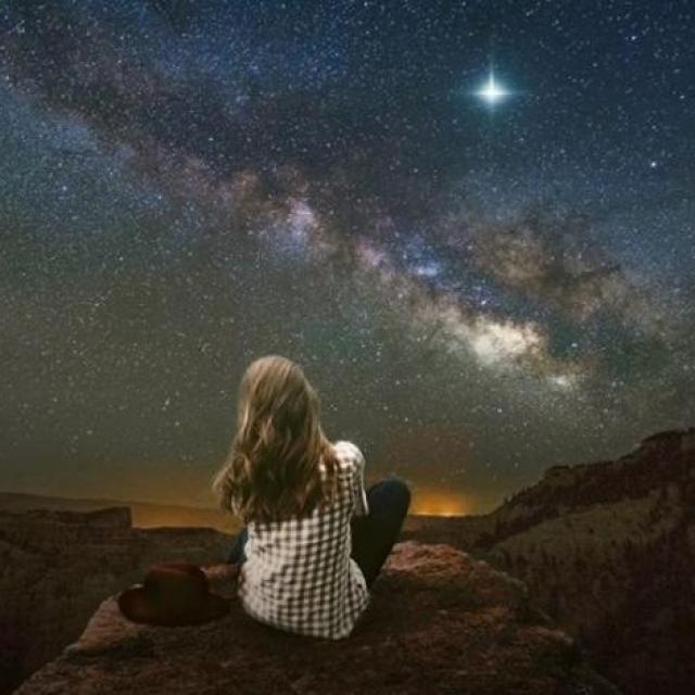 Yvan Poirier LE MOMENT PRÉSENT S'OPTIMISE PAR LE SILENCE INTÉRIEUR