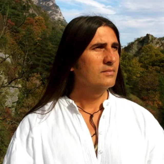 Podcast Avec Conrad Du matériel au spirituel, de la dualité à l'unité, l’évolution de l'humanité à travers les étiquettes le 21 oct. 2014