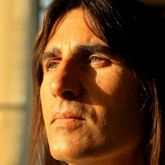 Podcast avec Conrad Vers une Nouvelle Humanite Vendredi 25 mars 2016 avec Julien Vanhoucke